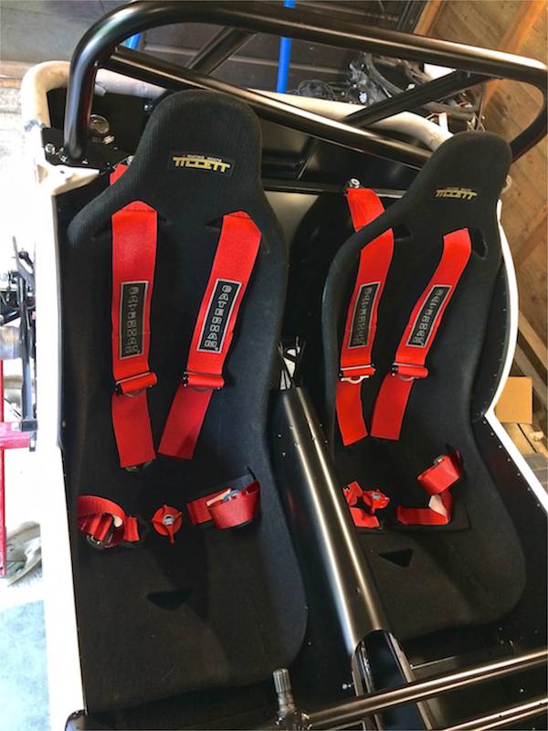 1/4 Seats/ Harnesses